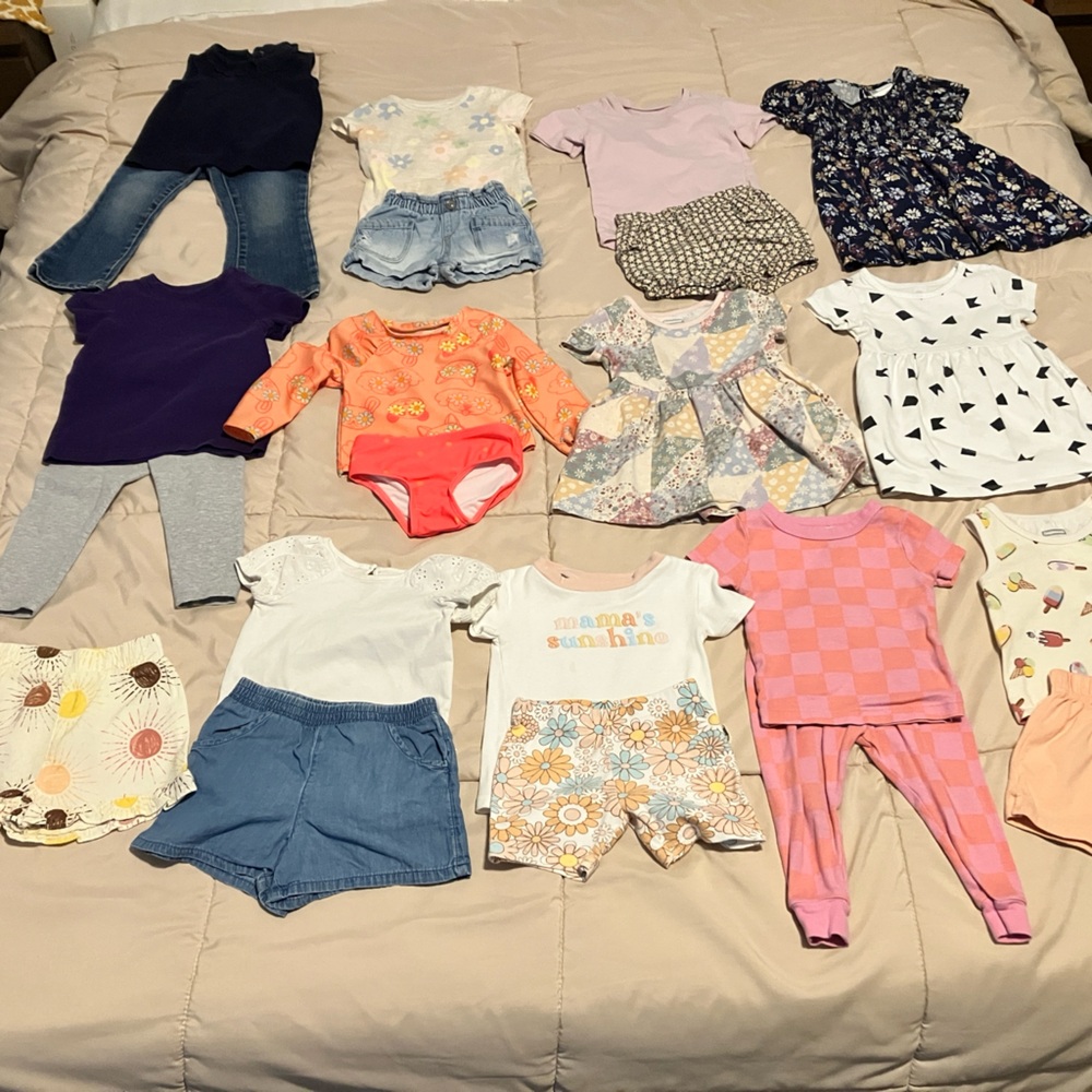 22 Piece Baby Girl Summer Wardrobe